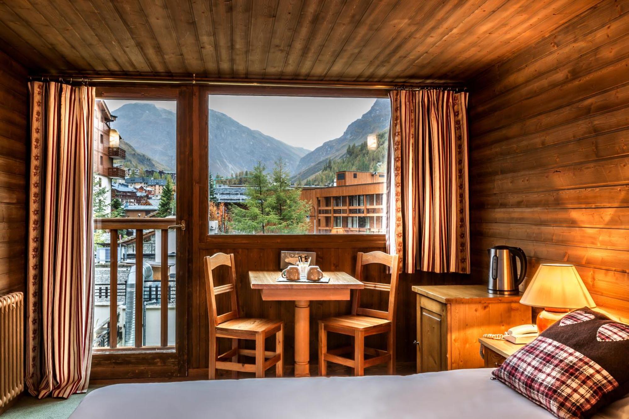 Les Cretes Blanches Hotel Val d'Isere Ruang foto
