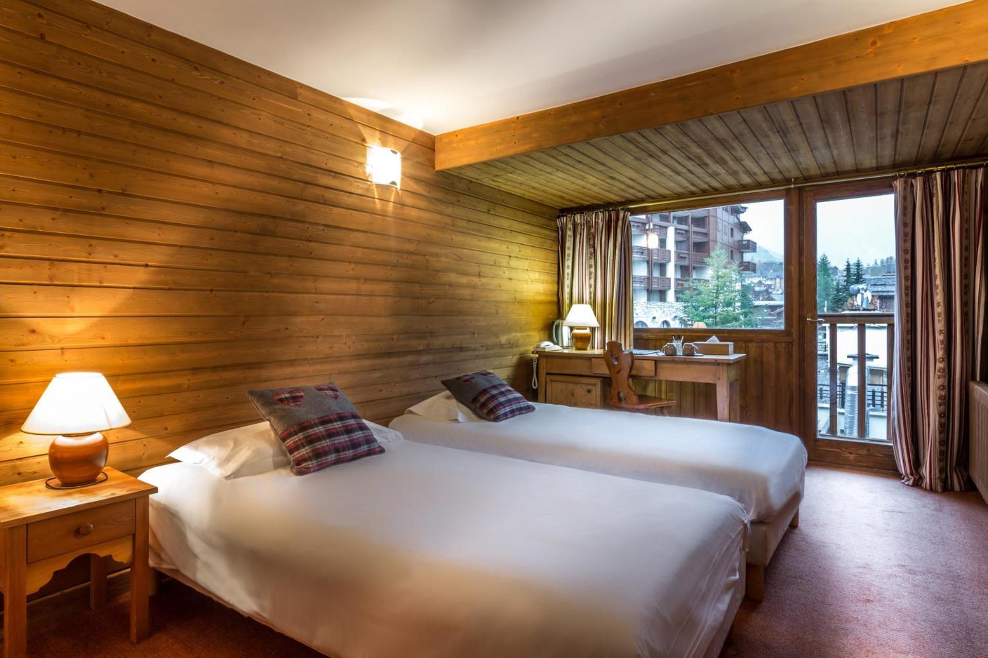 Les Cretes Blanches Hotel Val d'Isere Bagian luar foto