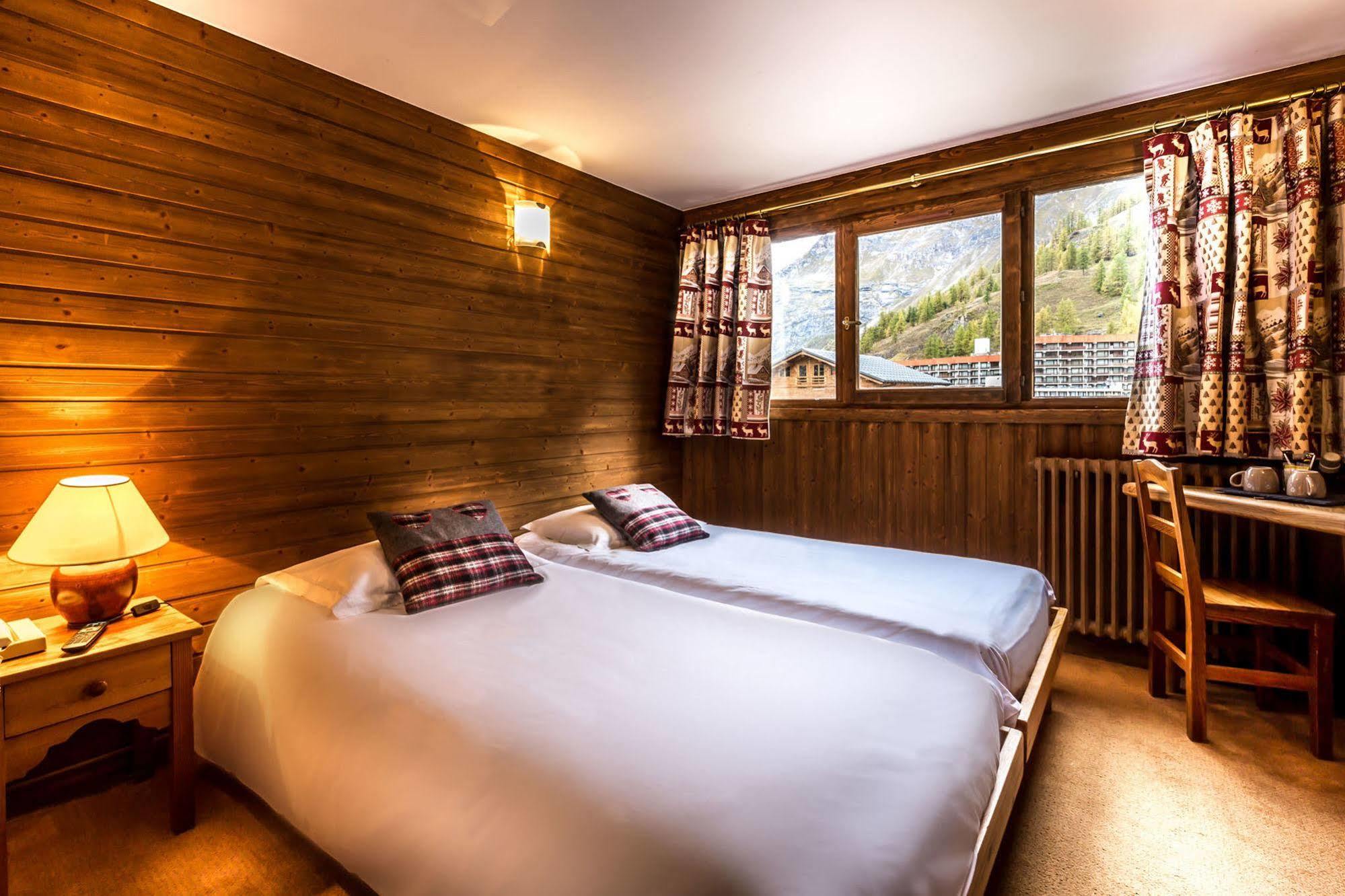 Les Cretes Blanches Hotel Val d'Isere Bagian luar foto